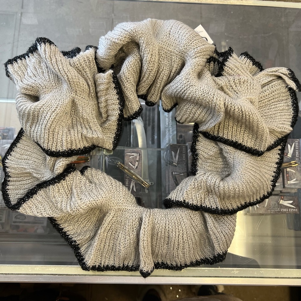 Scarf - Picture 2 of 2